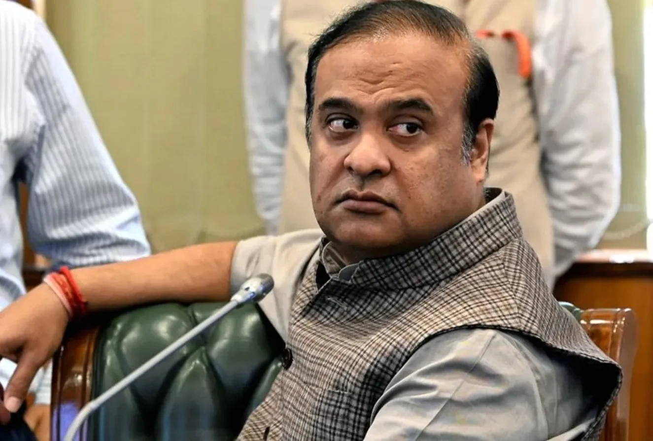 মহিলাদের 'সতীত্ব' নিয়ে অবমাননাকর মন্তব্য, হিমন্তের বিরুদ্ধে দায়ের এফআইআর