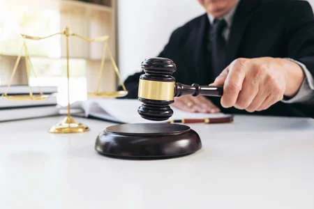 নির্দেশ কার্যকর না হওয়ায় আদালত অবমাননার মামলা পরিবহন সচিবের বিরুদ্ধে