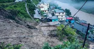 মেঘভাঙা বৃষ্টিতে বিপর্যস্ত Uttarakhand