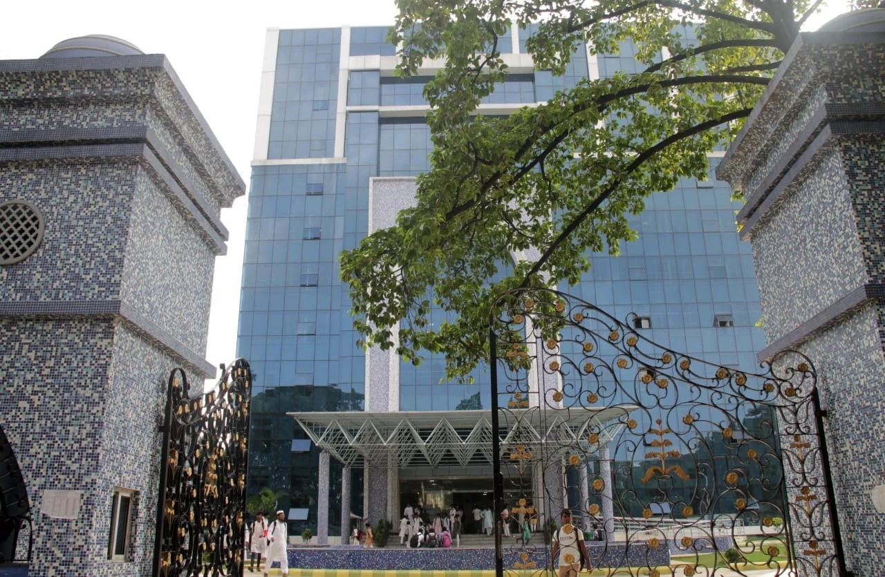 আলিয়া বিশ্ববিদ্যালয়ঃ সংকট ও সম্ভাব্য সমাধান