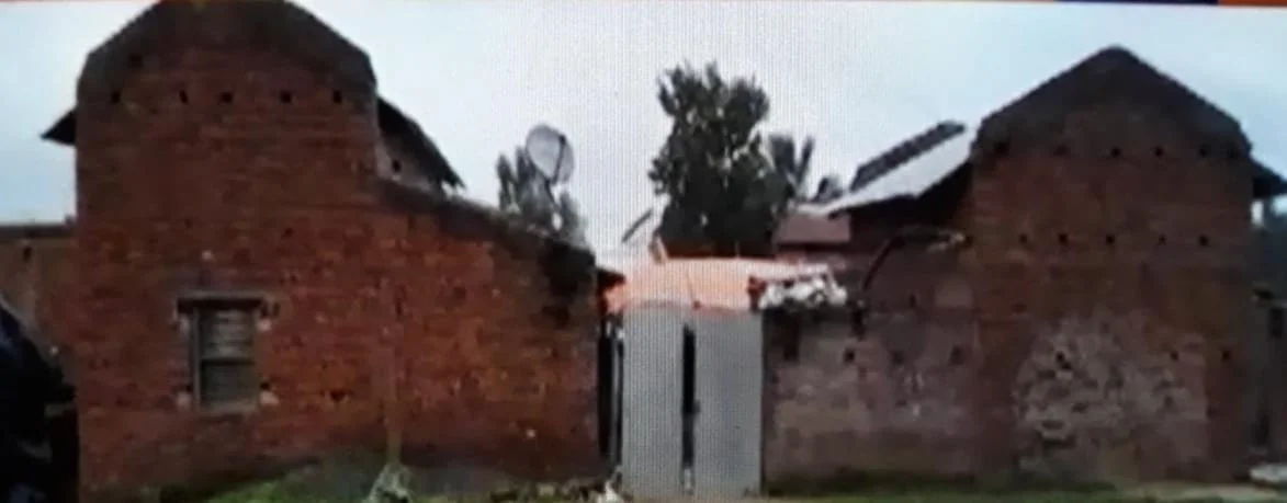 বোমা বাঁধতে গিয়ে বিস্ফোরণ বীরভূমে, আহত বেশ কয়েকজন