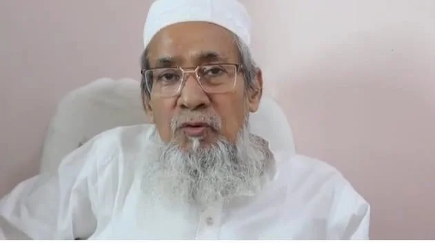 ত্রাণ দিতে এসে হেনস্থার শিকার সিদ্দিকুল্লা চোধুরী, মন্ত্রীর পাইলটকারে হামলা, গাড়ি থেকে ত্রাণের সামগ্রী লুট