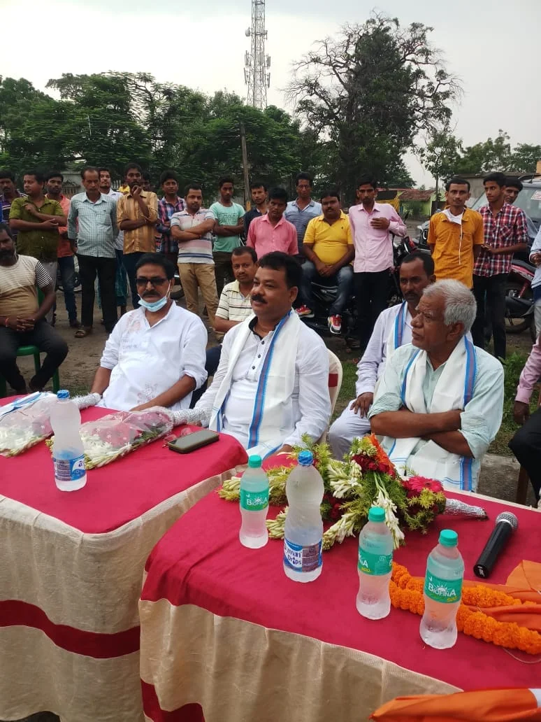 বিজেপি ভাঙন অব্যাহত, বীরভূমে ফের কয়েকশো পরিবারের কর্মী সমর্থকের তৃণমূলে যোগদান