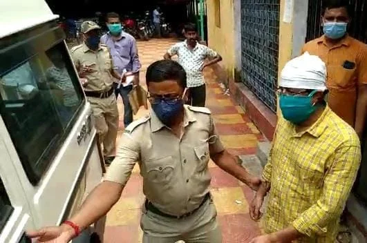 ধর্ষণের অভিযোগে চিকিৎসক গ্রেফতার, আদালতের নির্দেশে ২'দিনের পুলিশি হেফাজত