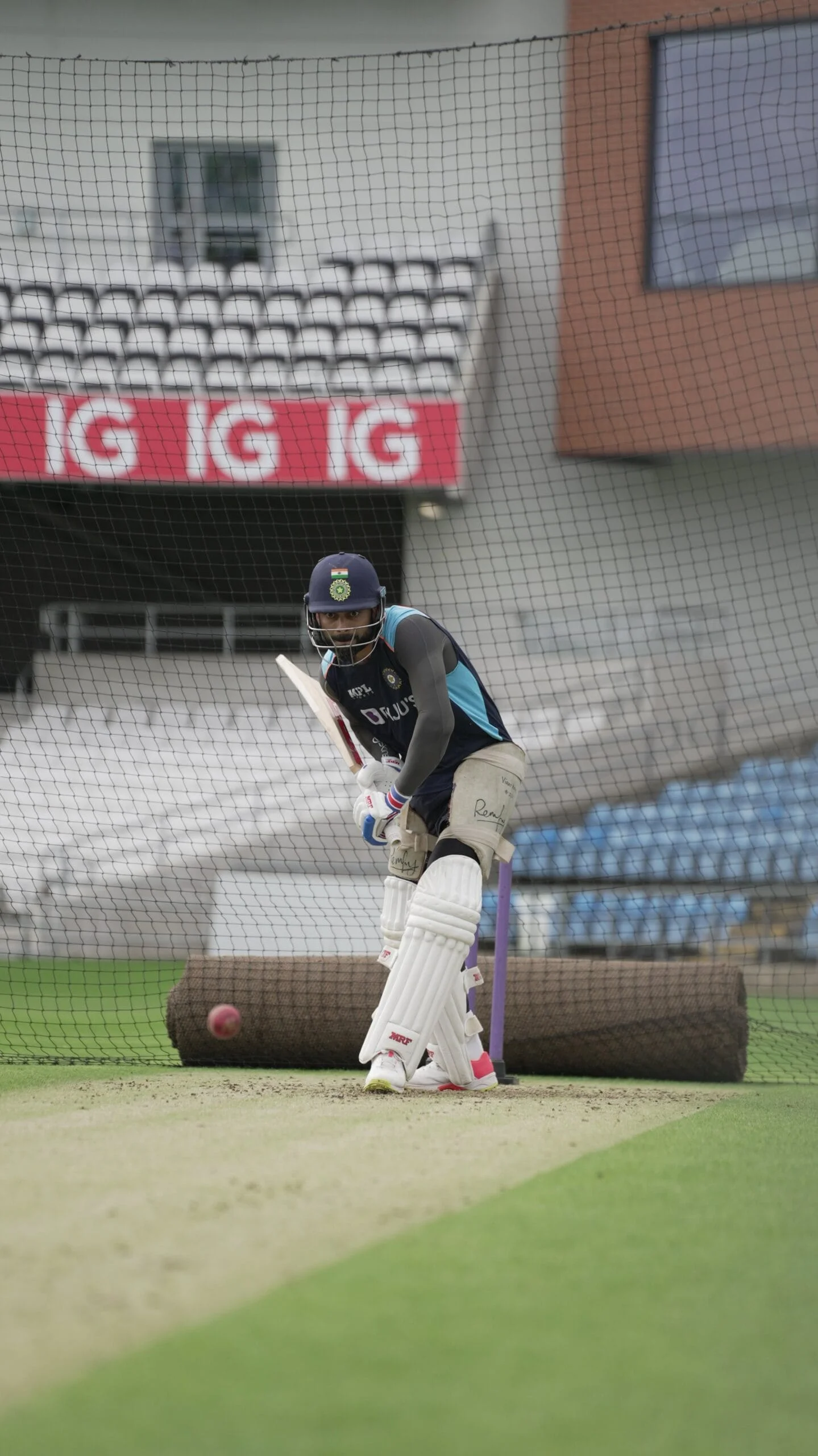 লিডসে ডাবল চায় ভারত, সমতায় ফিরতে চায় ইংল্যান্ড