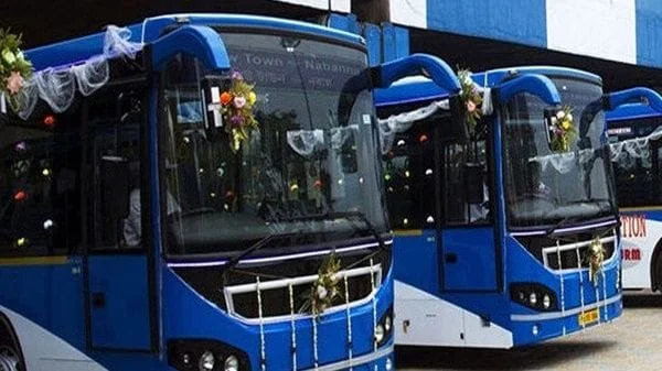 পুজোর আগেই চালু হচ্ছে কলকাতা-শিলিগুড়ি এসি বাস পরিষেবা