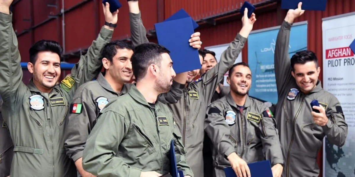 দেশত্যাগী আফগান পাইলটদের দেশে ফেরার  আবেদন  জানালেন,  তালিব নেতৃত্ব