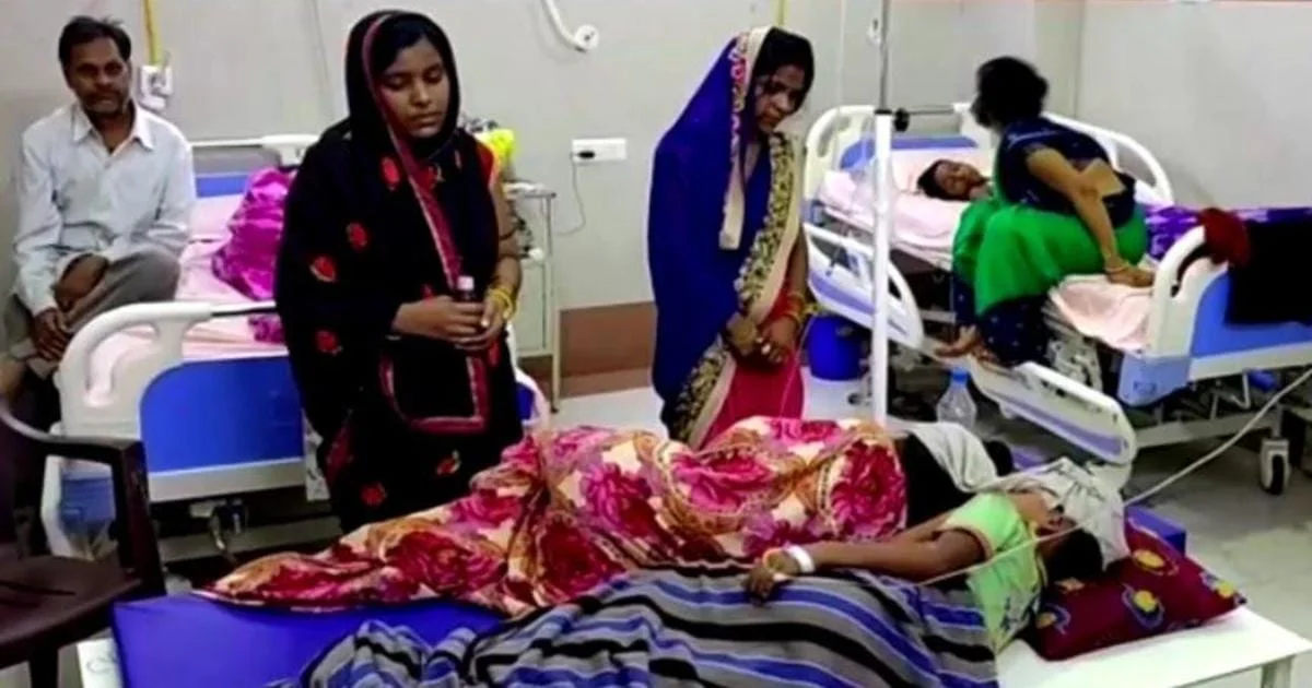 অজানা জ্বরের আতঙ্কে উত্তরপ্রদেশে গ্রাম ছাড়ছে মানুষ