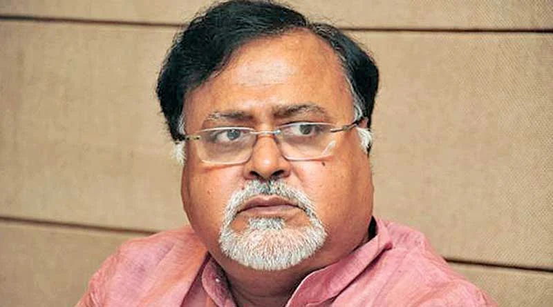 প্রয়োজনে আমার বাড়ি আসুন সিবিআই কে চিঠি দিলেন পার্থ