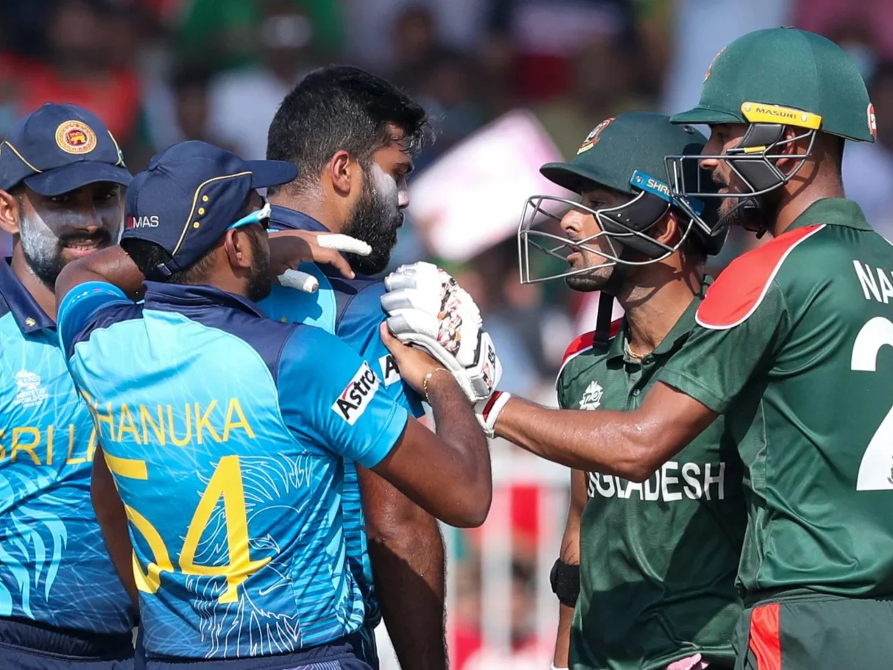 জরিমানা লিটন-লাহিরুর