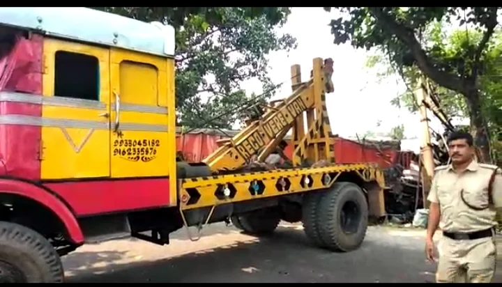 চোদ্দ নম্বর জাতীয়  সড়কে পথ দুর্ঘটনায় মৃত এক