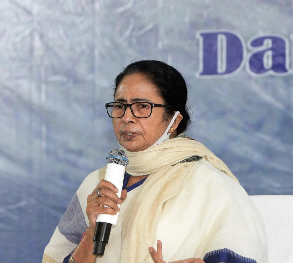 ভুয়ো সাংবাদিকদের নিয়ে এবার মুখ খুললেন মুখ্যমন্ত্রী