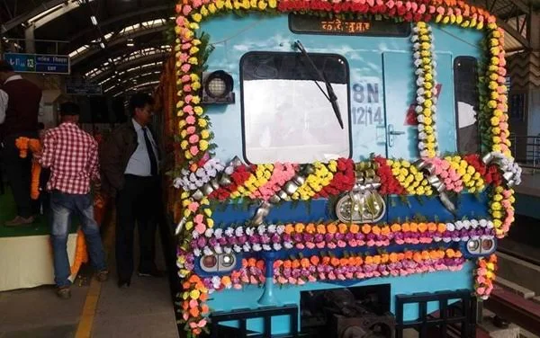 ইতিহাসের পাতায় কলকাতার নন-এসি মেট্রো রেক