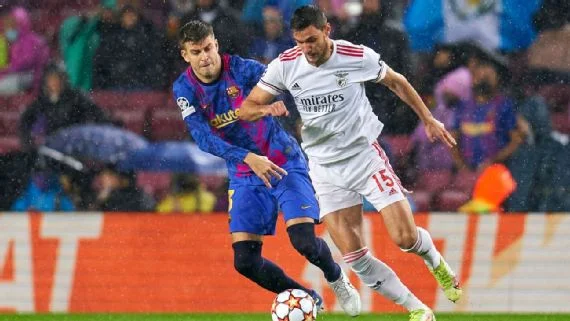 জাভি এসেও বদলাতে পারলেন না বার্সেলোনার ভাগ্য