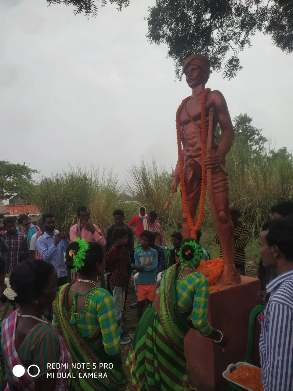 যথাযোগ্য শ্রদ্ধা ও সম্মানের  সঙ্গে বীরভূম জেলা জুড়ে পালিত হল বিরসা মুন্ডার জন্মদিবস