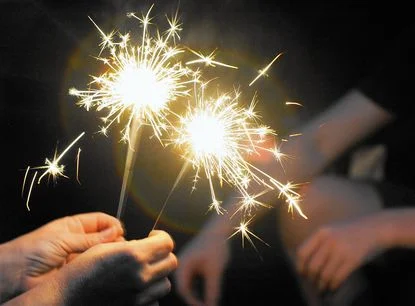 বাজি পোড়ানোর সময় কিছু জরুরি পরামর্শ শিশুরোগ বিশেষজ্ঞের