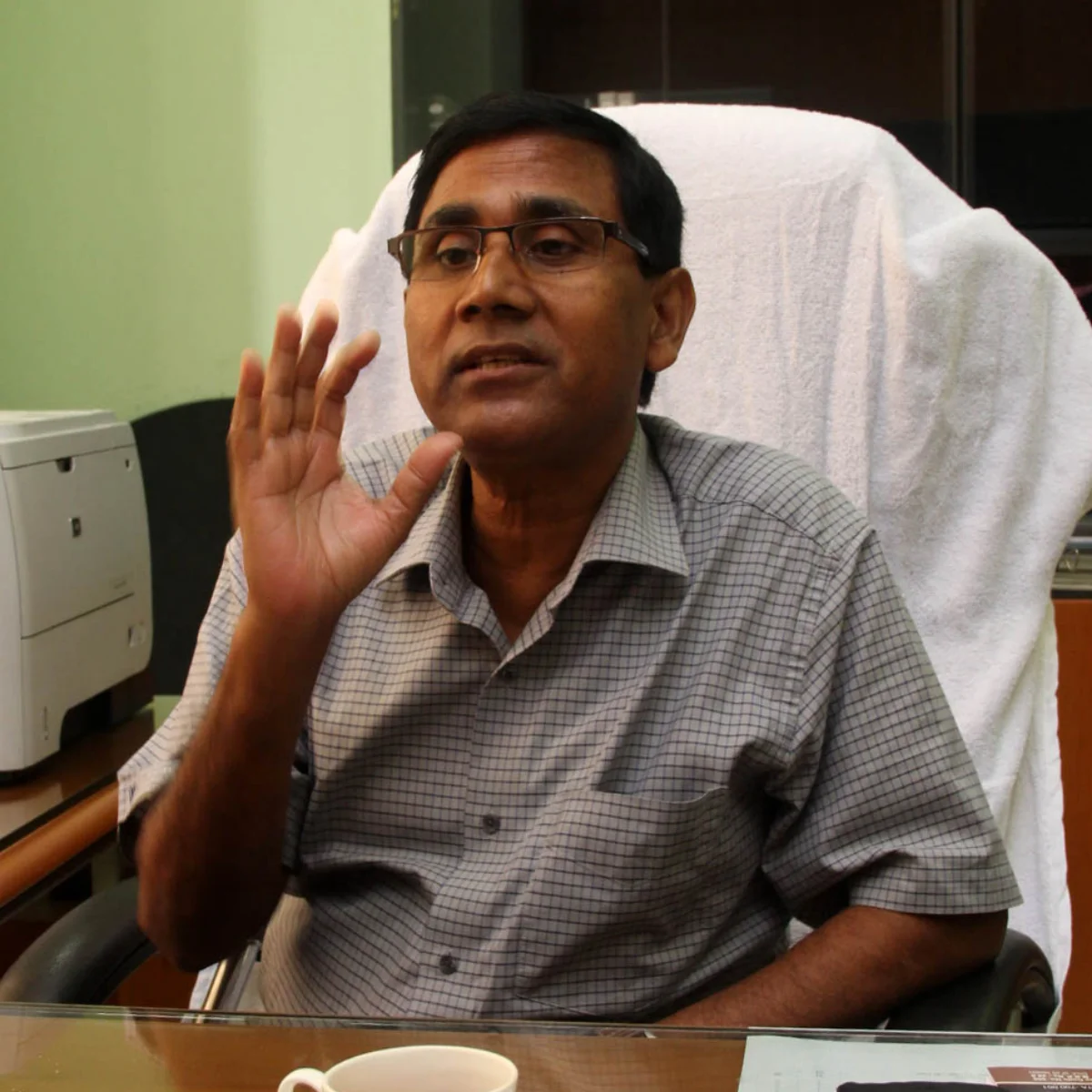 আলিয়া বিশ্ববিদ্যালয়ের উপাচার্য কি পদত্যাগ করেছেন?