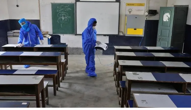 শুরু হচ্ছে স্কুল, এই নিয়মগুলি মেনে চলতে হবে অভিভাবক ও পড়ুয়াদের