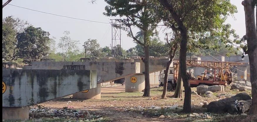 বীরভূমের রেলওয়ে ওভার ব্রিজ নির্মাণ নিয়ে সাংসদ শতাব্দীর সরব হওয়ার পরেই কাজ শুরু