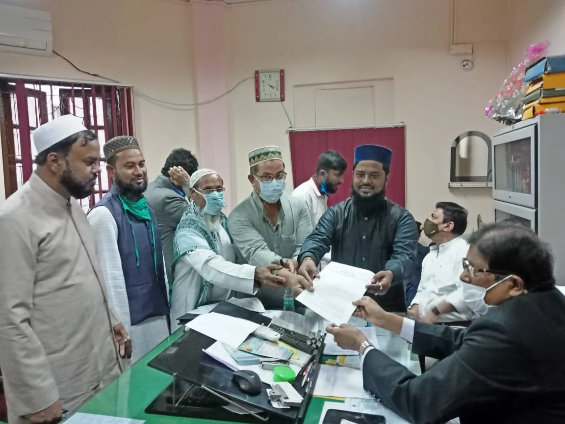 বাড়ছে ইমামদের লাইফ সার্টিফিকেট জমা দেওয়ার সময়সীমা, বোর্ডের অনিয়ম নিয়ে সোচ্চার কামরুজ্জামান