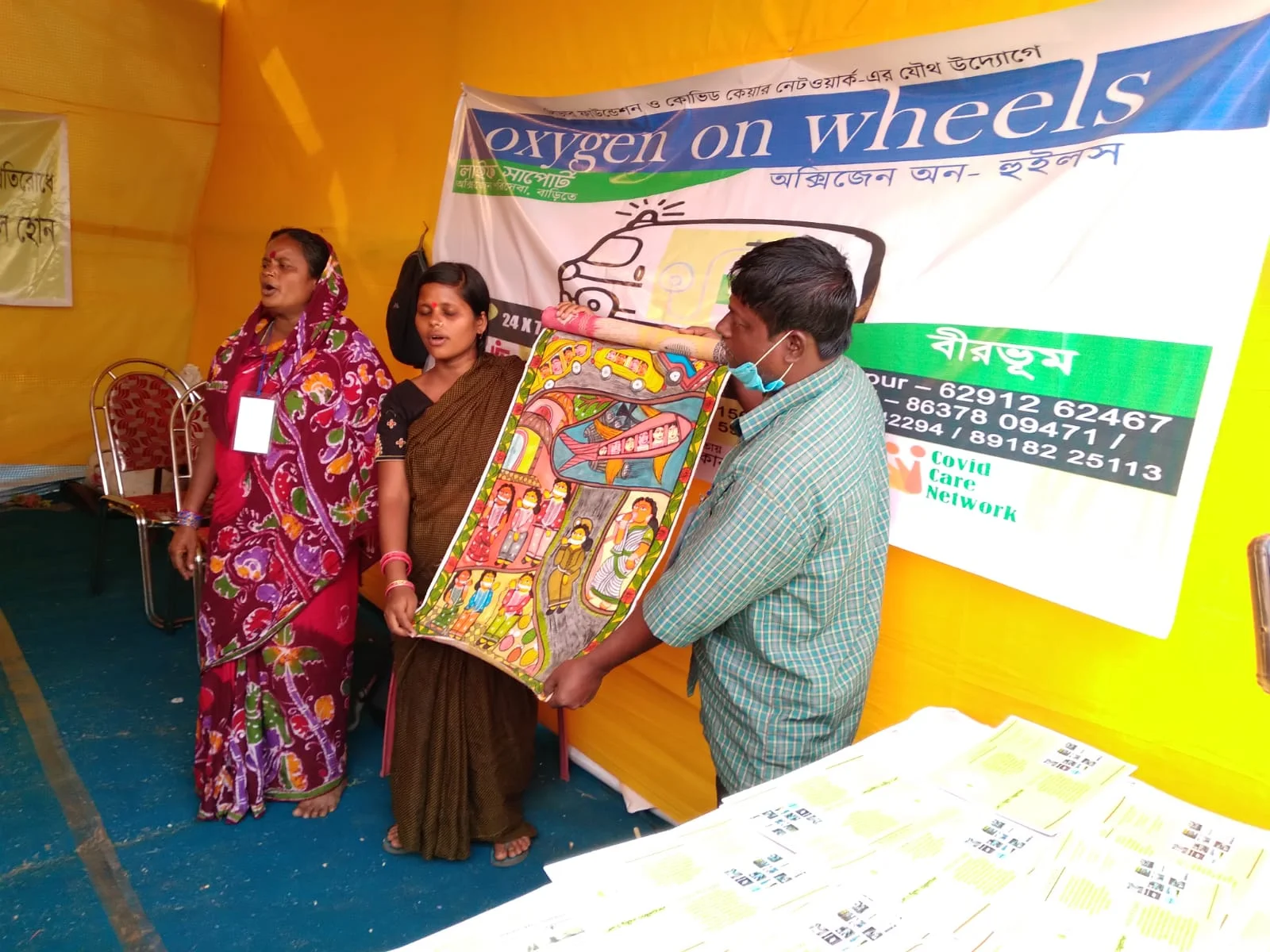 কলের গান মাত ক'রে পট খেলা বা পটের গান পৌষমেলায়