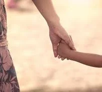 জানলা ভেঙে পালাল বৌ! খুঁজে দিলেই ৫ হাজার টাকা পুরস্কার, বিজ্ঞাপন স্বামীর