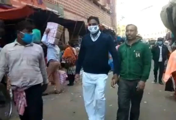 মাস্ক ব্যবহার না করায় হাওড়ায় গ্রেফতার ৭২