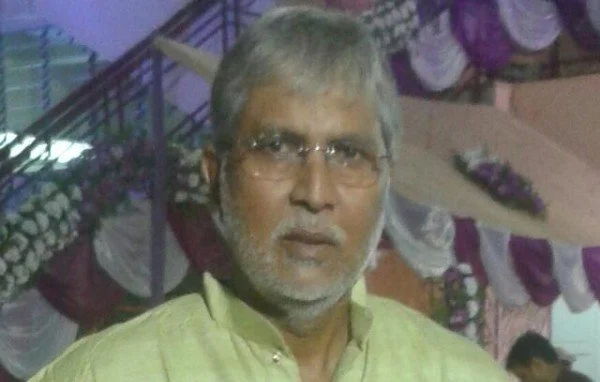 করোনা আক্রান্ত হয়ে হাসপাতালে সুরজিৎ সেনগুপ্ত