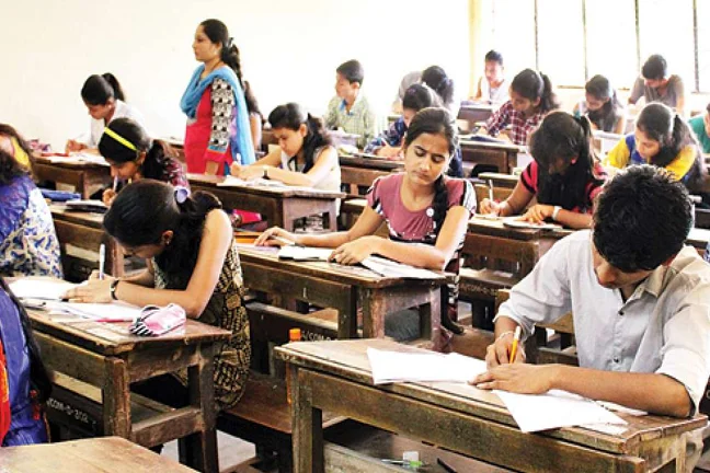 প্রাথমিকের টেটঃ পর্ষদকে ওএমআর শিট দেখানোর নির্দেশ আদালতের