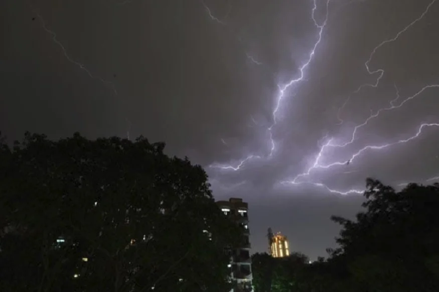 রবিবার পুরভোটের দিন ফের বৃষ্টির পূর্বাভাস দিল হাওয়া অফিস