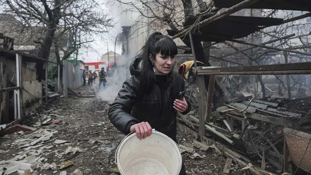 Russia -Ukraine Tensions: তিনদিনে পা দিল যুদ্ধ, ছবিতে দেখুন বদ্ধভূমি ইউক্রেন