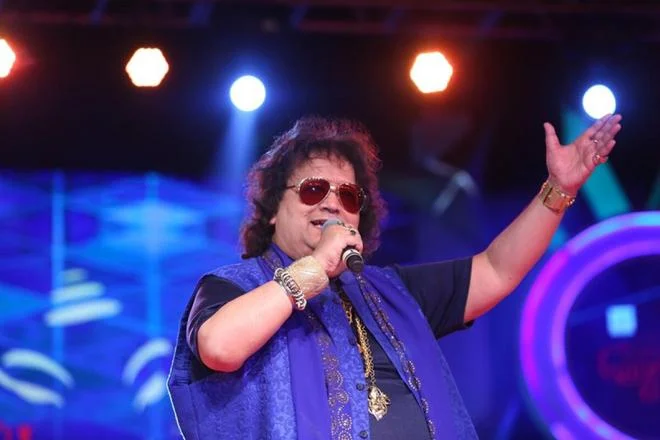 এ কোন সকাল রাতের চেয়েও অন্ধকার...