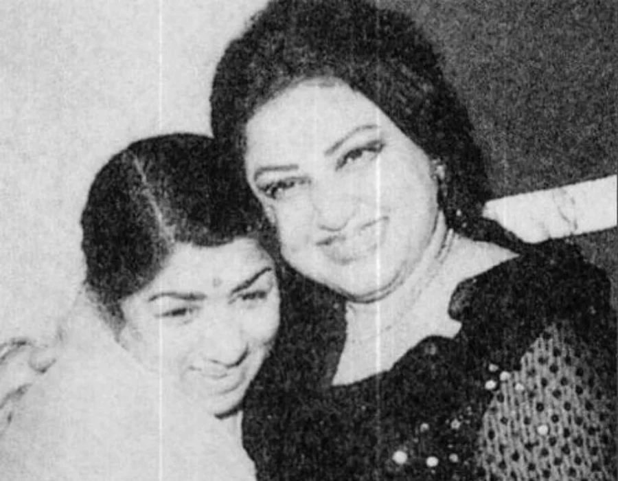 কাঁটাতার হার মেনেছিল লতা-নুরজাহানের ভালোবাসার কাছে