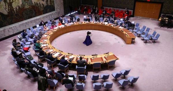 ইউক্রেনে রুশ হামলাঃ রাশিয়ার বিরুদ্ধে ভোটদানে বিরত থাকল ভারত,  চিন,  সংযুক্ত আরব আমিরশাহি