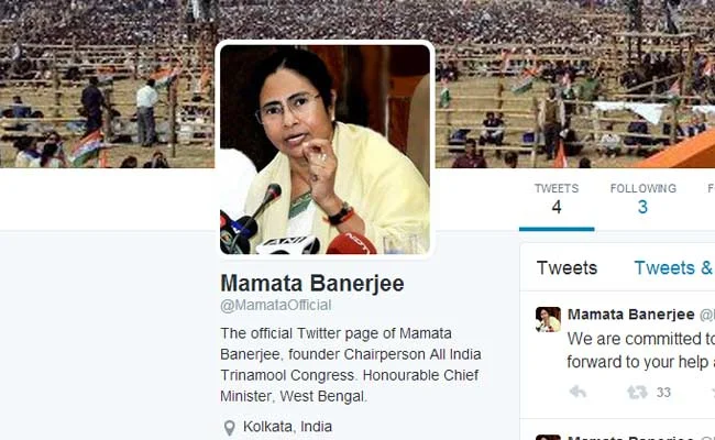 ট্যুইটারে মমতা বন্দ্যোপাধ্যায় কে  আনফলো করল আইপ্যাক