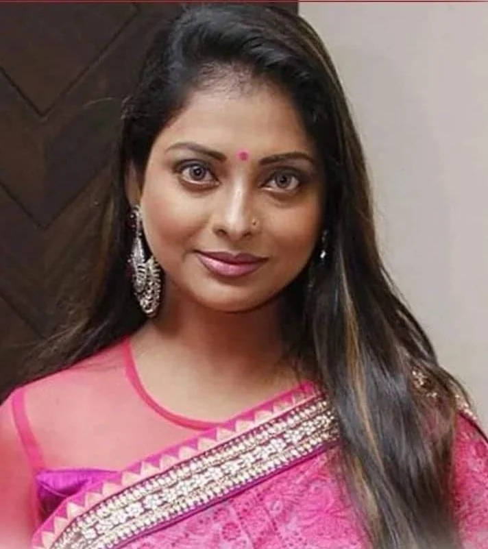 চুরির অভিযোগে বইমেলায় গ্রেফতার অভিনেত্রী রূপা দত্ত, উদ্ধার প্রচুর পরিমান টাকা