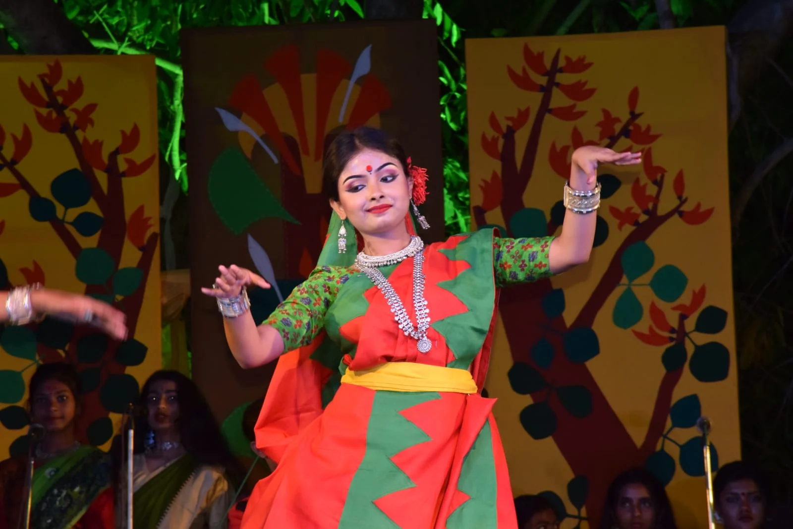 নব নালন্দা ও পূর্বাঞ্চল সংস্কৃতি কেন্দ্রের যৌথ উদ্যোগে শান্তিনিকেতনে বসন্ত উৎসব ২০২২