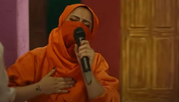 কে এই হিজাবি র‍্যাপার ! বিস্তারিত জানতে এক নজরে দেখে নিন