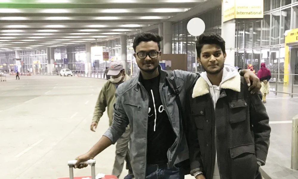 'মৃত্যুর মুখ থেকে ফিরলাম,' ইউক্রেন ফেরত কালিয়াচকের পড়ুয়া নুর হাসান শোনালেন তার হাড়হিম করা অভিজ্ঞতার কথা  