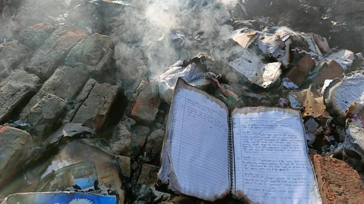 দিল্লির গোকালপুরীতে বিধ্বংসী আগুন, পুড়ে ছাই ঝুপড়ি, মৃত কমপক্ষে ৭