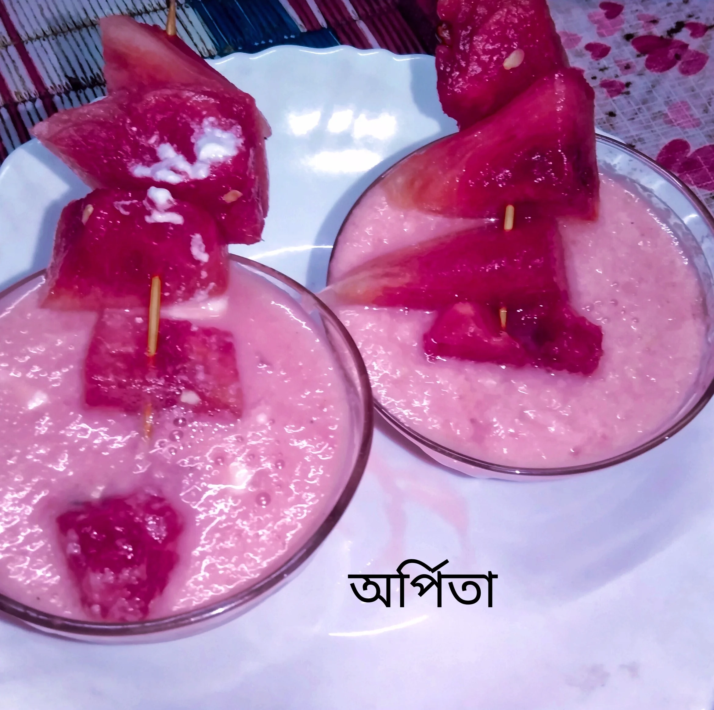 তীব্র দাবদাহে ক্লান্ত? ঘরে বানিয়ে ফেলুন সুস্বাদু ওয়াটারমেলন ক্রাশ