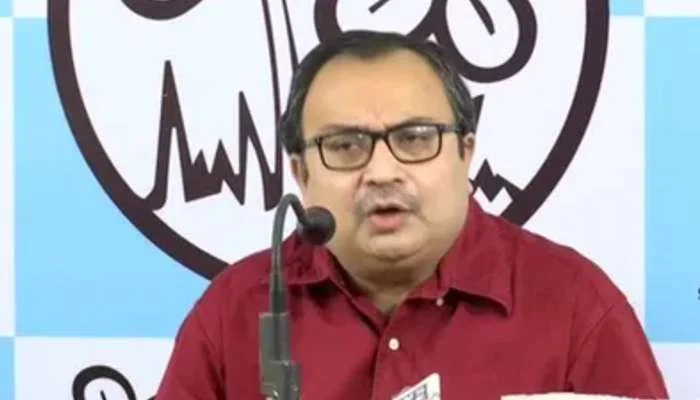 দিল্লি উন্নাও হাথরাসে কেন সিবিআই নয়? কেন শুধু পশ্চিমবঙ্গে সিবিআই! প্রশ্ন কুণালের