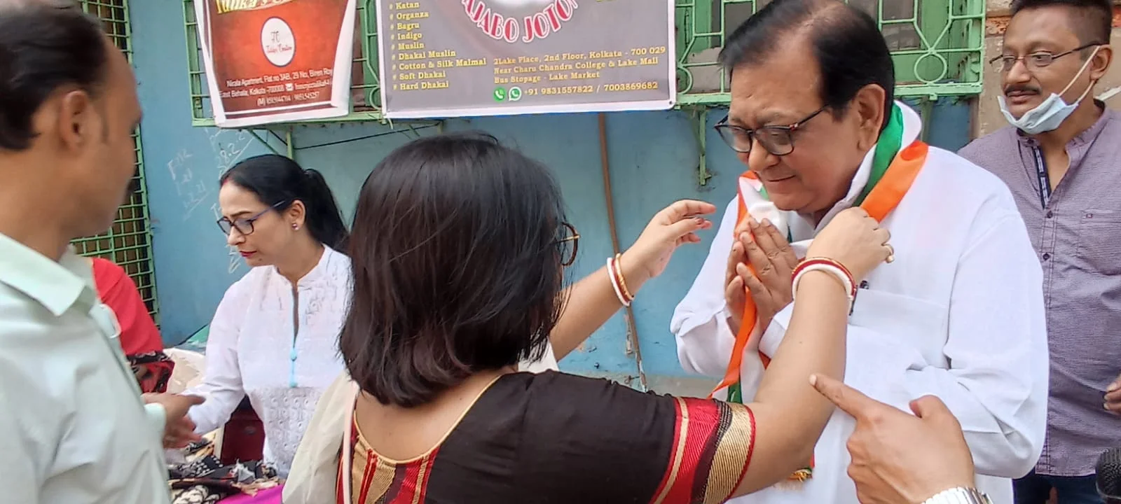 দক্ষিণ কলকাতায় মালা রায় ও নির্বেদ রায়ের উপস্থিতিতে চিত্রকলা কর্মশালা