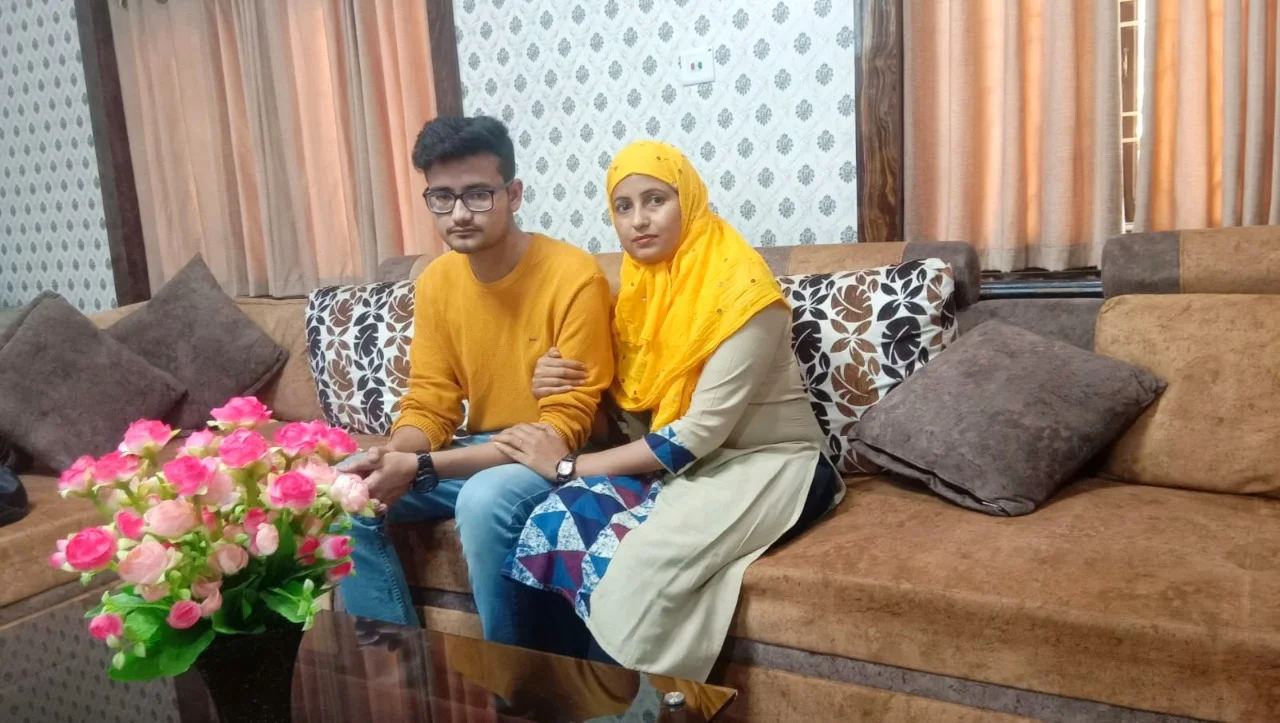 বাড়ি ফিরেছি, এখনও আমার কানে বাজছে সাইরেনের শব্দ,' ইউক্রেন ফেরত মুর্শিদাবাদের পড়ুয়া শোনালেন তাঁর আতঙ্কের কথা