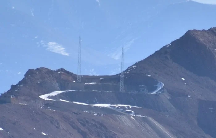 আগ্রাসী চিন ; সেতুর পর, এবার মোবাইল টাওয়ার 