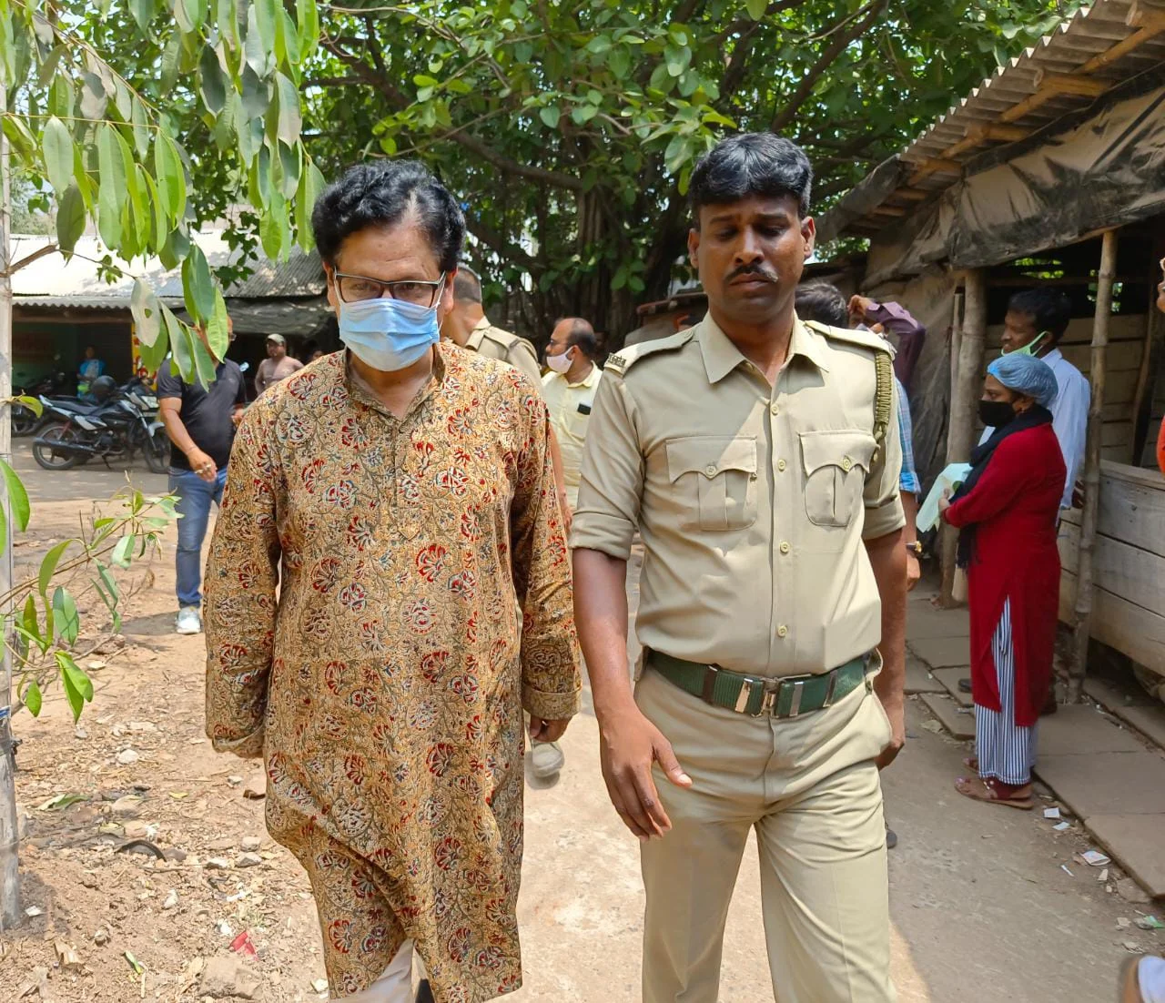 বিশ্বভারতী:  ছাত্রকে জাতি বৈষম্যমূলক মন্তব্যে ধৃত অধ্যাপকের জেল হেফাজতের নির্দেশ
