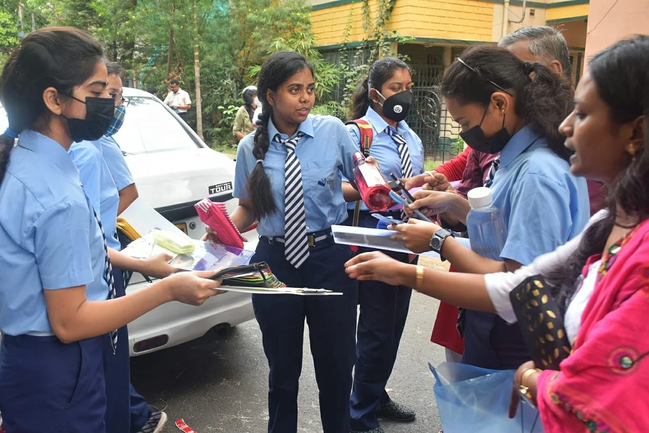 শুরু হল উচ্চ মাধ্যমিক পরীক্ষা, কড়া নজরদারিতে শিক্ষাসংসদ