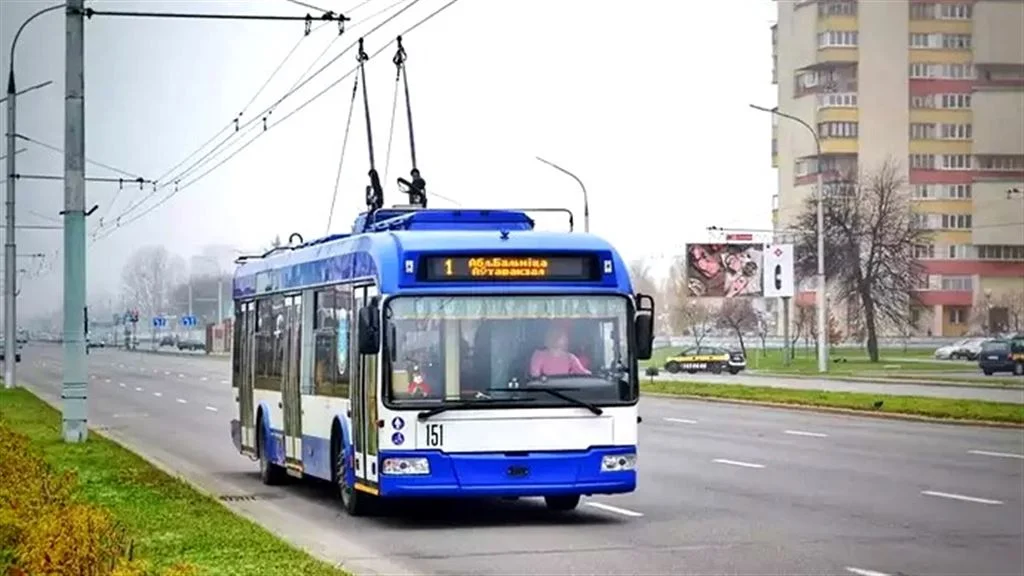 এবার কলকাতার রাজপথে নামতে চলেছে ট্রলি বাস