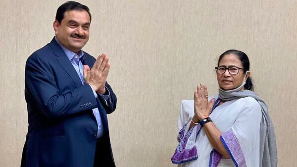 বিশ্ব বঙ্গ বাণিজ্য সন্মেলনেই আদানি গোষ্টীর ২০০০ কোটির বিনিয়োগ! জল্পনা তুঙ্গে
