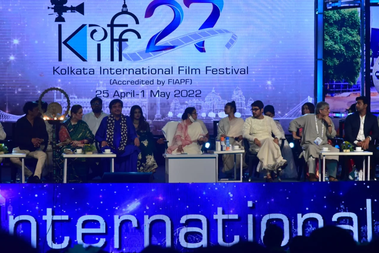 শুরু হল ২৭ তম কলকাতা আন্তর্জাতিক চলচ্চিত্র উৎসব, উদ্বোধন করলেন মুখ্যমন্ত্রী